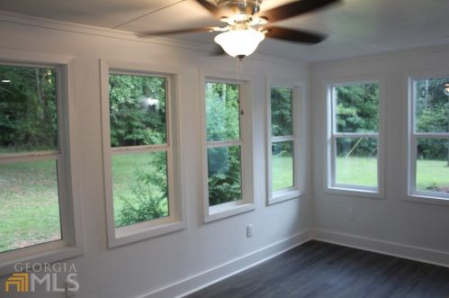 1146 Redwine Rd, Fayetteville GA  30215-2343 exterior
