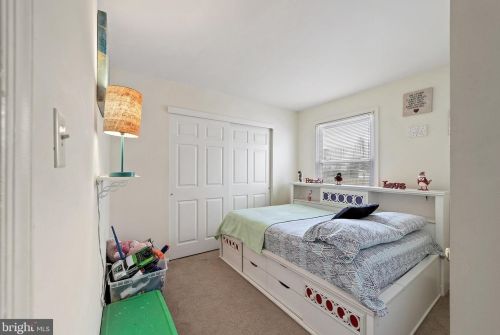 2506 Yellowstone Rd, Riverton NJ  08077-3164 exterior