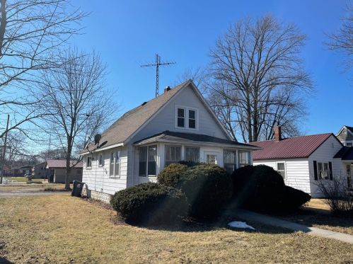 722 Market St, Denham, IN 46996-1045