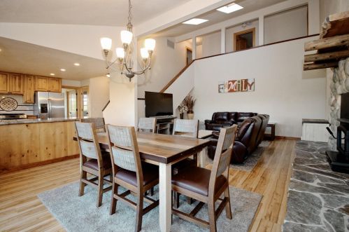19744 Echo Blue Dr, Lake Wildwood, CA 95946-9414