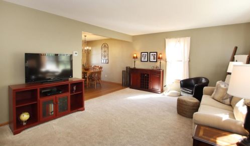 1659 Primrose Ln, Fond Du Lac, WI 54935-1815