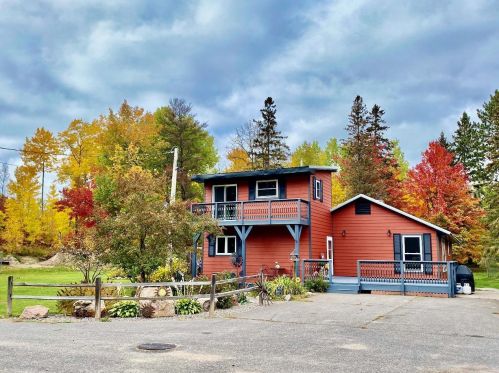 10653 Hillcrest Dr, Orr MN  55771-8353 exterior