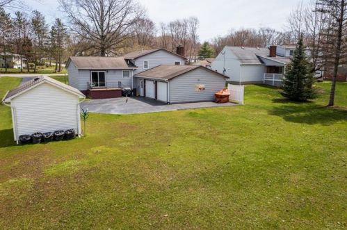 112 8th Ave, Greenville, PA 16125-1307