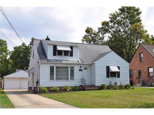 1655 Edgefield Rd, Cleveland, OH 44124-2852