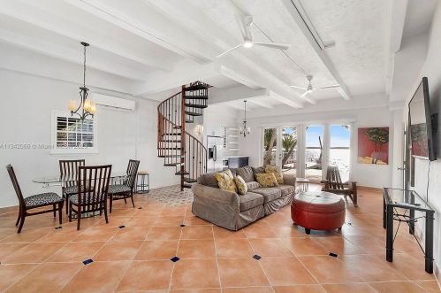 632 Island Dr, Key Largo FL  33037-4808 exterior