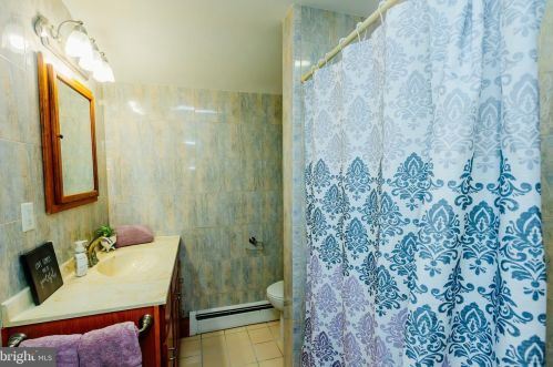 223 Meadow Dr, Yardley PA  19067-1311 exterior