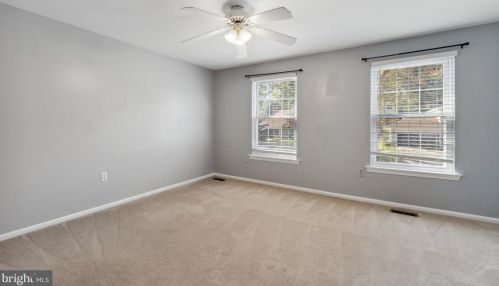 11831 Parliament Dr, Woodbridge VA  22192-1006 exterior