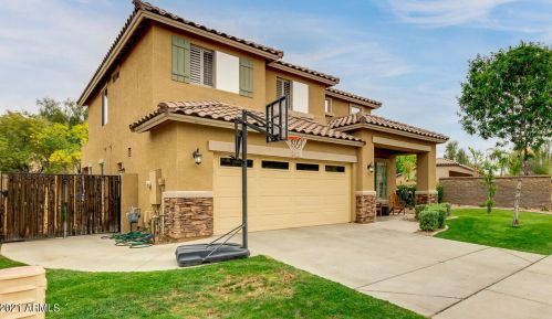 4576 Sundance Ave, Gilbert, AZ 85297-9709