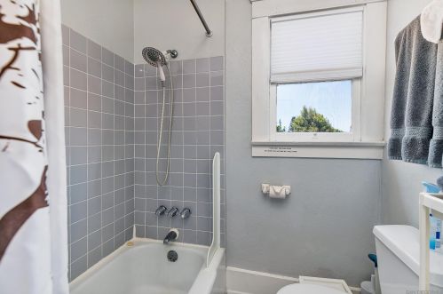 2129 B St, San Diego CA 92102-1848 exterior