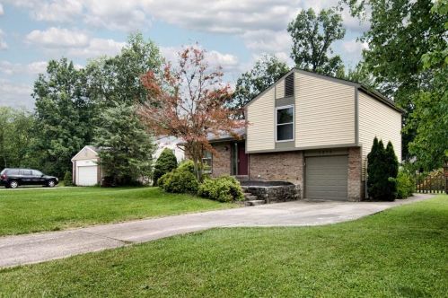 1275 Deblin Dr, Milford, OH 45150-2329