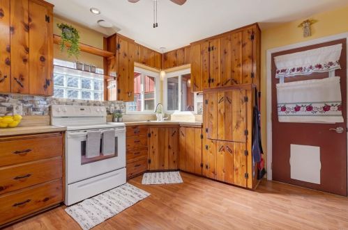 1455 Rock Ter, Alpine, CA 91901-2295