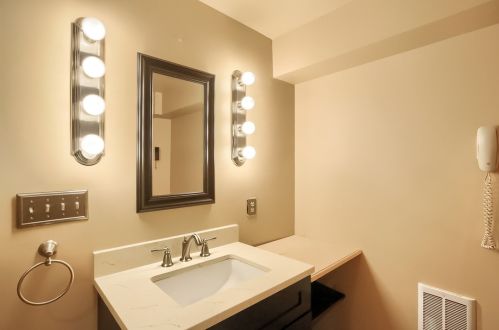 2901 Rosedale Ave, New Castle PA  16105-1217 exterior