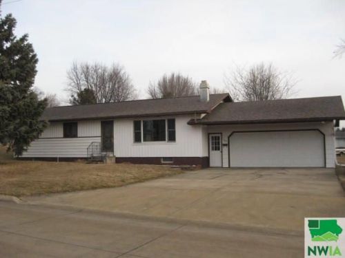 1623 1st St, Perkins, IA 51239-7344