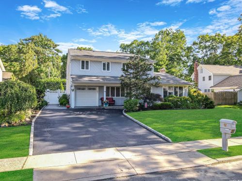 12 Amboy Ln, Lake Grove, NY 11755-2502