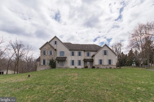 2627 Valley Rd, Jamison PA  18929-1007 exterior