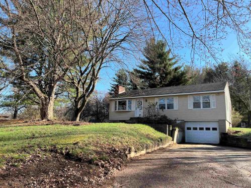 889 Northfield Rd, Hinsdale, NH 03451-2511