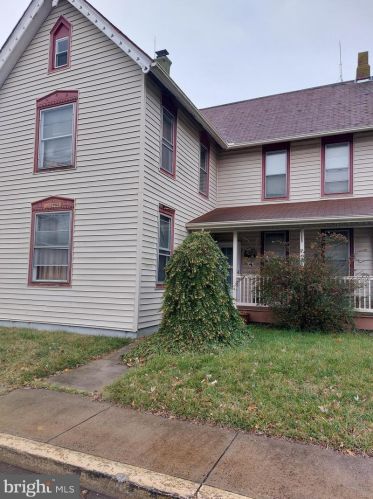 4 Walnut St, Magnolia DE  19962-6200 exterior