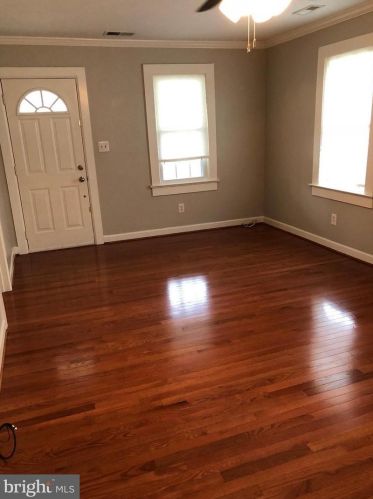 64 Truslow Rd, Fredericksburg, VA 22405-5600