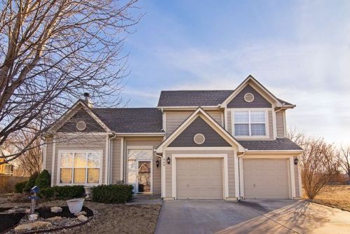 740 River Dr, Kansas City KS  66111-3582 exterior