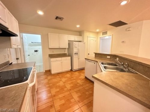 2811 51st St, Lehigh Acres FL  33971-4836 exterior