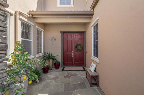 956 Alta Oak Way, Gilroy, CA 95020-3447