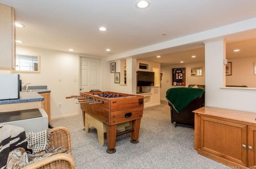 53 Paul St, Bristol CT  06010-5578 exterior