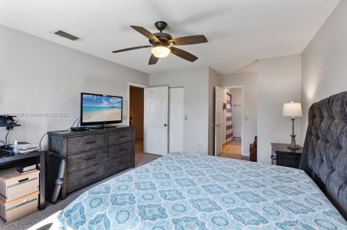 9920 12 St, Hollywood FL 33026-4359 exterior