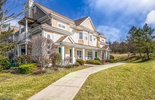 204 Old Farm Dr, Great Meadows, NJ 07838-6002