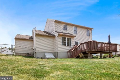 436 Golden Dr, Blandon PA  19510-9653 exterior