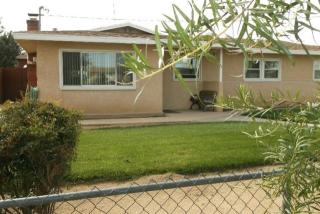 16457 Manzanita St, Hesperia, CA 92345-1720