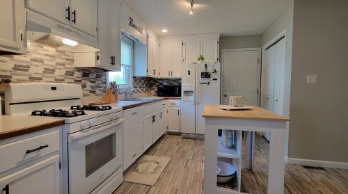 1205 Brierwood Dr, Somerset PA  15501-2775 exterior