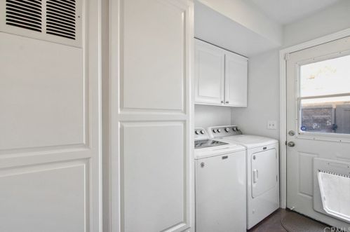 19939 Keswick Ln, Huntington Beach CA 92646-4250 exterior