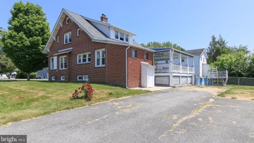 1834 Naamans Creek Rd, Boothwyn, PA 19061-3340
