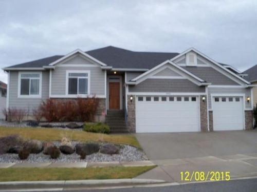 9905 January Dr, Amber, WA 99004-8737