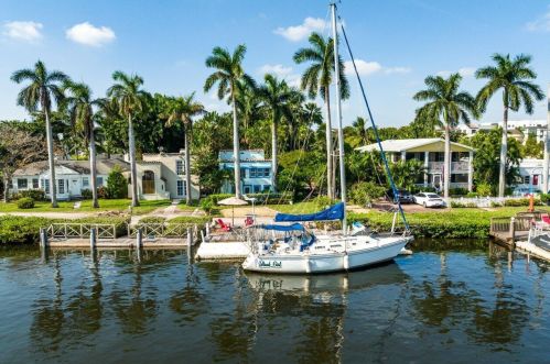 46 Marine Way, Delray Beach, FL 33483-5319