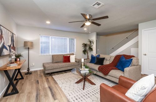 7434 Ranch Ave, Citrus Heights CA  95610-7462 exterior