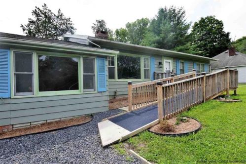 320 Hurley Ave, Kingston, NY 12401-2417