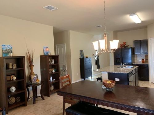 2020 Mottey St, Georgetown TX  78626-7646 exterior