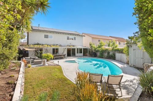 11430 Westonhill Dr, San Diego CA 92126-1461 exterior