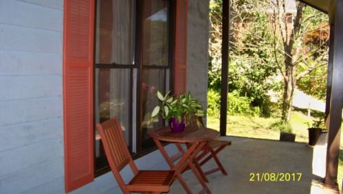 321 Greentree Dr, Blountville, TN 37617-3855