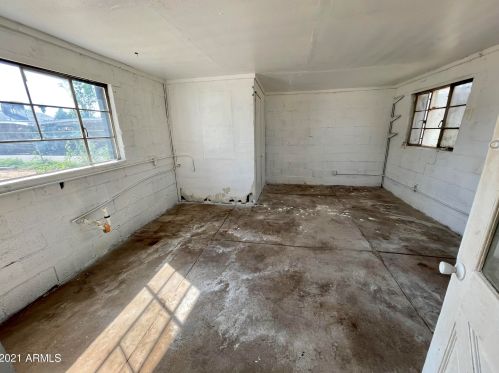 5640 8th St, Phoenix AZ 85022-1197 exterior