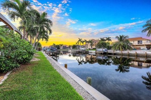 1034 San Marco Rd, Marco Island, FL 34145-4567