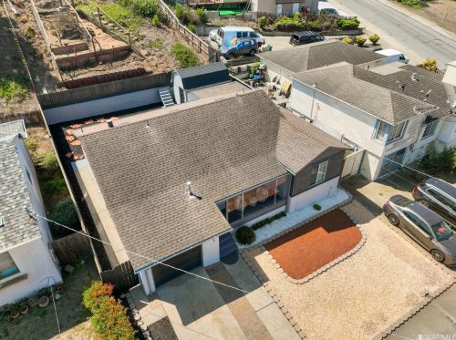871 Larchmont Dr, Daly City CA  94015-3641 exterior