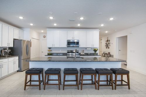 179 Midvale Ter, Sebastian, FL 32958-6205