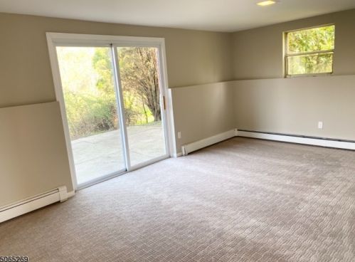 13 Linvale Rd, East Amwell Township NJ  08551-1413 exterior