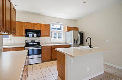 9488 108th Ave, Henderson CO  80640-7542 exterior