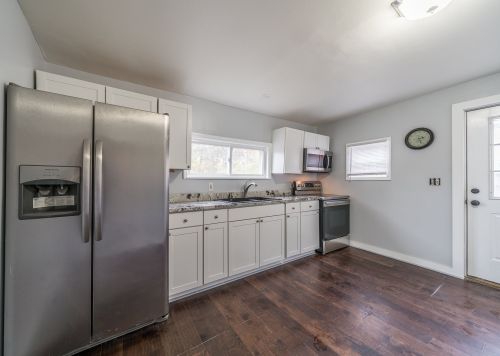 839 Ervin Cir, Newport, KY 41074-1805
