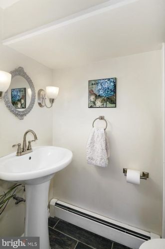 8322 Cedar Rd, Melrose Park PA  19027-2141 exterior