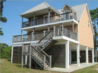 808 Bayshore Dr, Saint George Island, FL 32328-2965