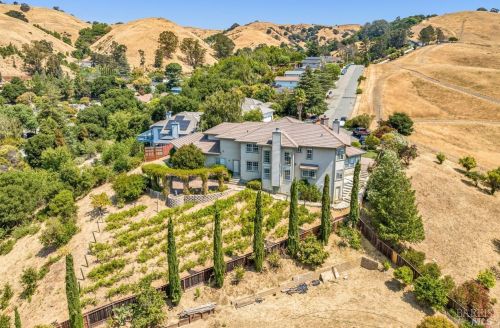 4084 Marcas St, Pinole CA  94564-1026 exterior